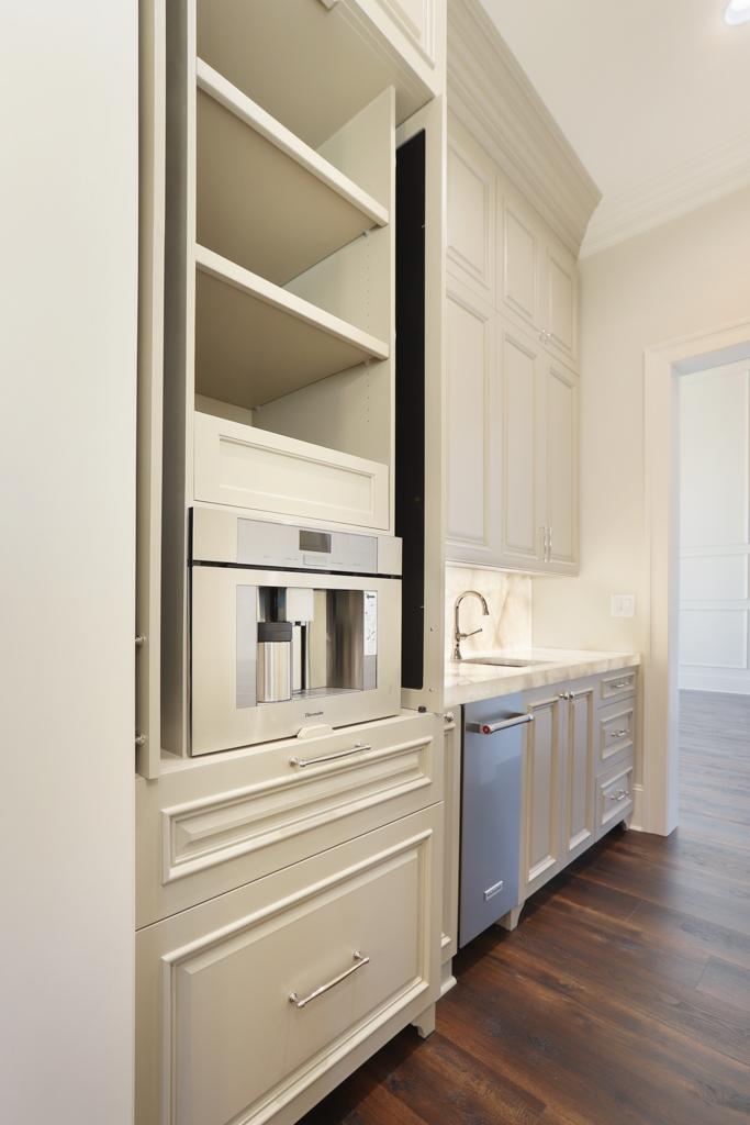 Missy Court - Image 33